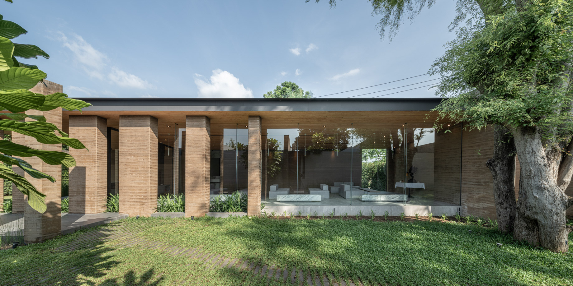 Tara Villa Riverkwai Resort – Kanchanaburi, Thailand – Lounge