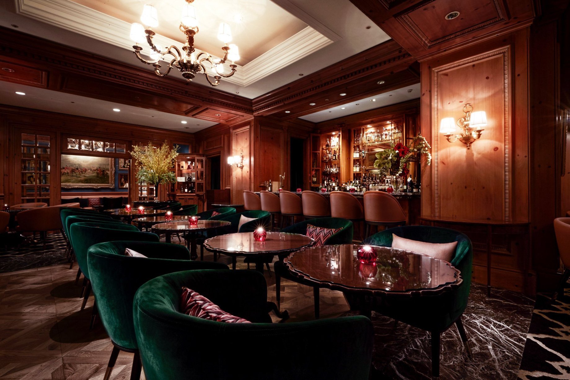 The Ritz-Carlton, Osaka Hotel - Osaka, Japan - The Bar Seating