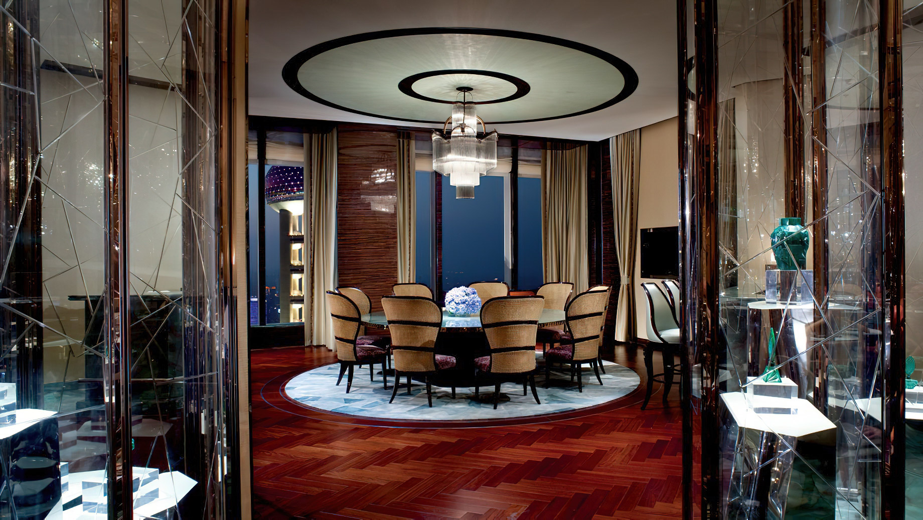The Ritz-Carlton Shanghai, Pudong Hotel – Shanghai, China – The Ritz-Carlton Suite Dining Room