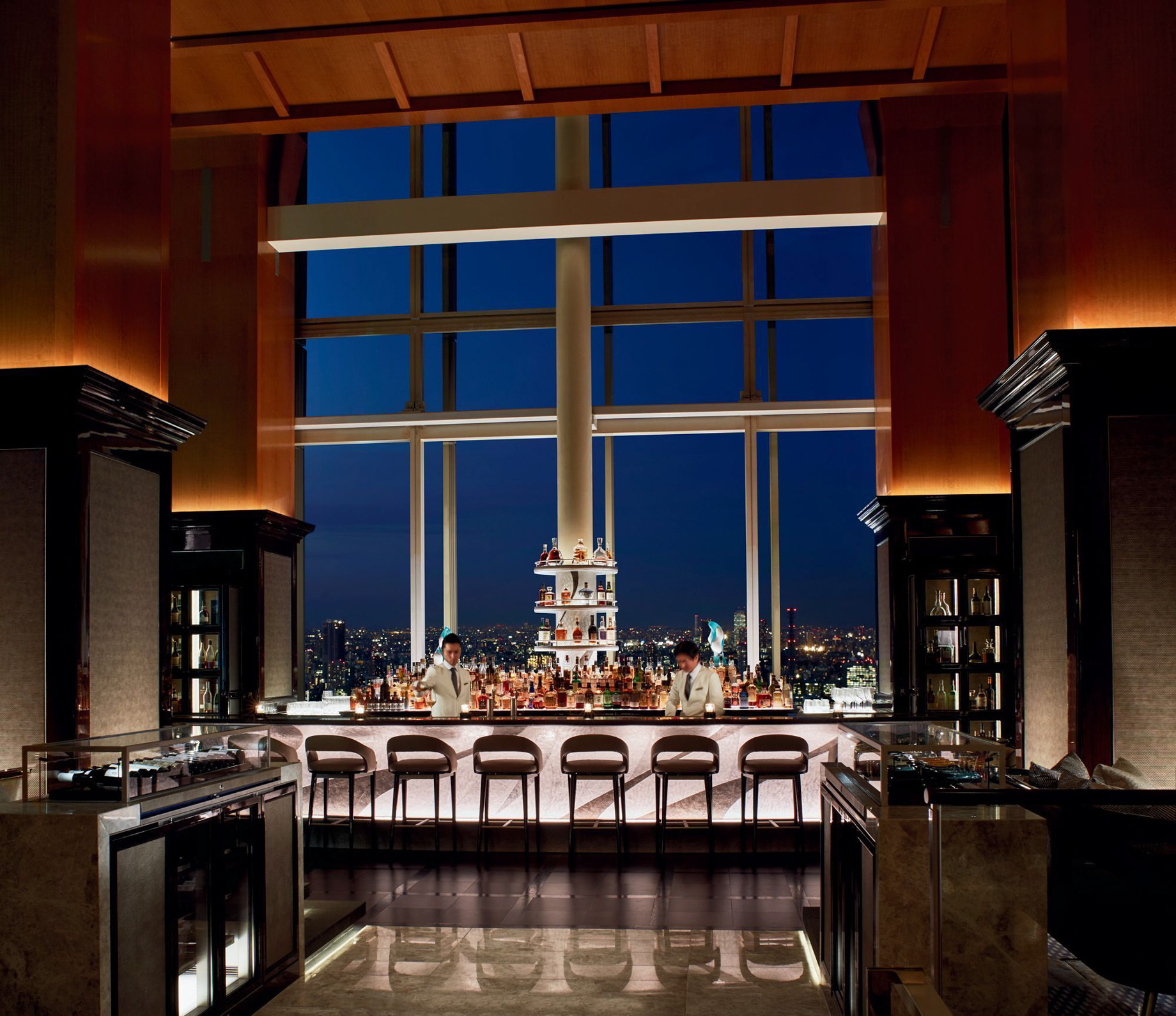 The Ritz-Carlton, Tokyo Hotel - Tokyo, Japan - The Bar
