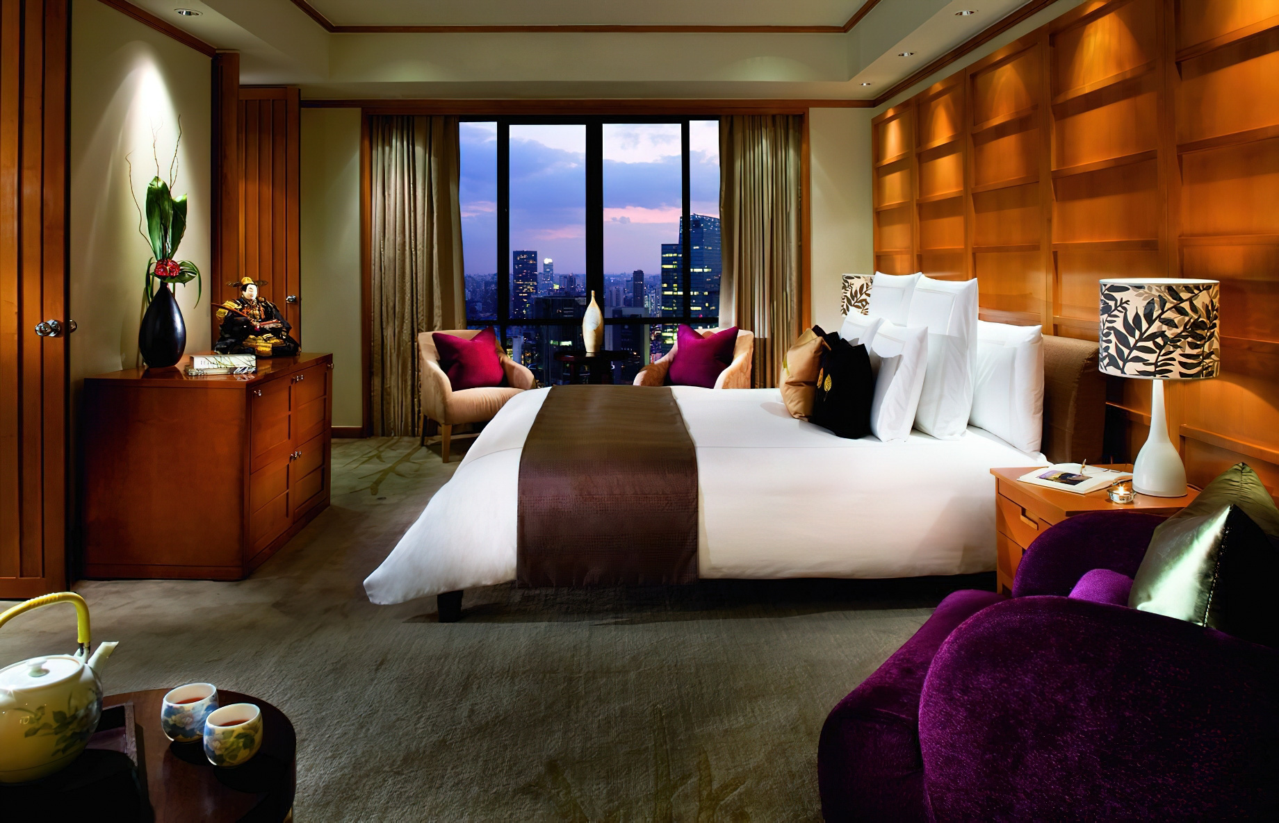 The Portman Ritz-Carlton, Shanghai Hotel – Shanghai, China – One Bedroom Penthouse Suite Bedroom