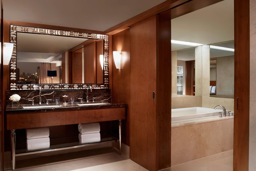 The Portman Ritz-Carlton, Shanghai Hotel - Shanghai, China - Hospitality Suite Bathroom