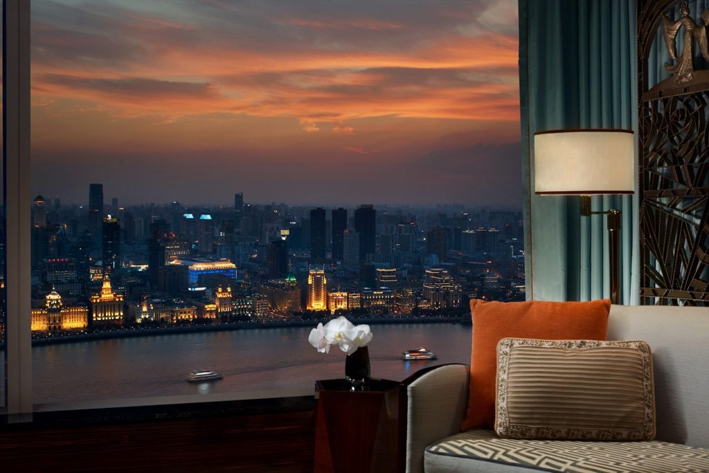 The Ritz-Carlton Shanghai, Pudong Hotel - Shanghai, China - Deluxe Bund View Room