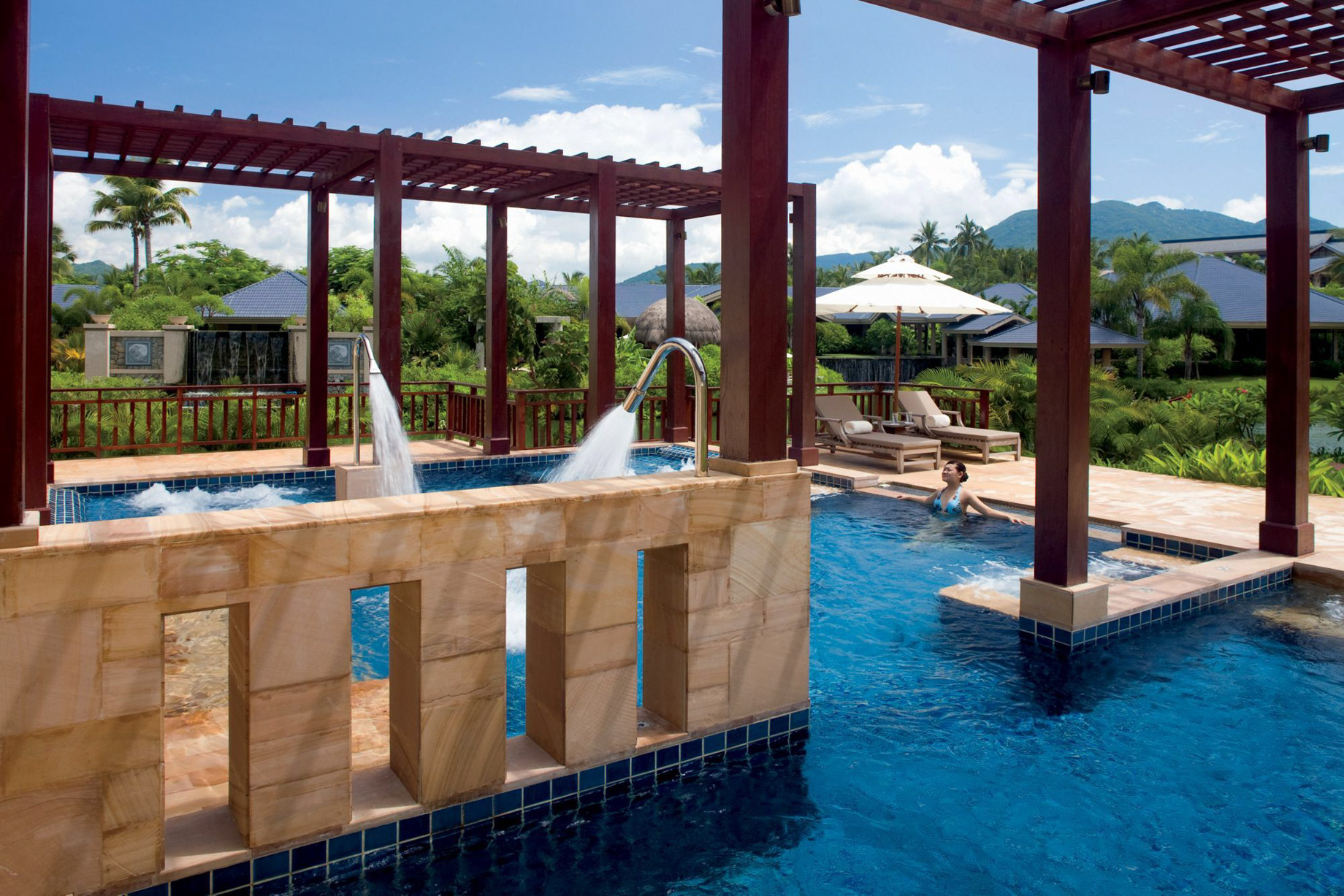 The Ritz-Carlton Sanya, Yalong Bay Hotel – Hainan, China – Mountain View Exterior Pool