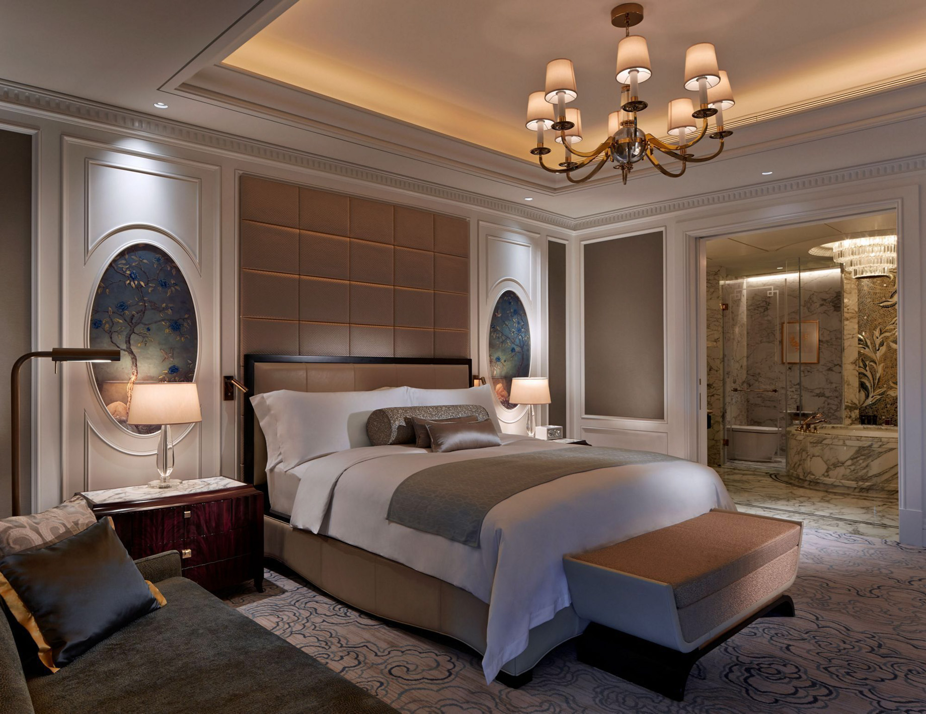 The Ritz-Carlton, Macau Hotel - Macau SAR, China - Carlton Suite Bedroom