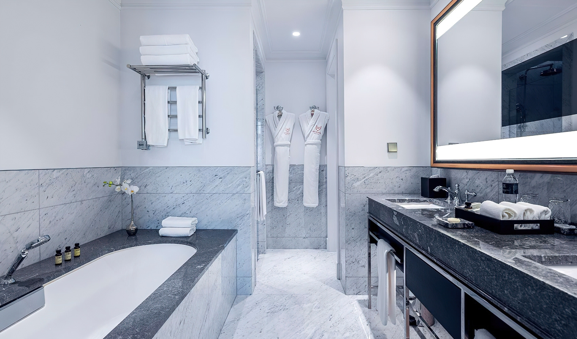 Metropol Hotel Moscow - Moscow, Russia - Grand Superior Room Bathroom