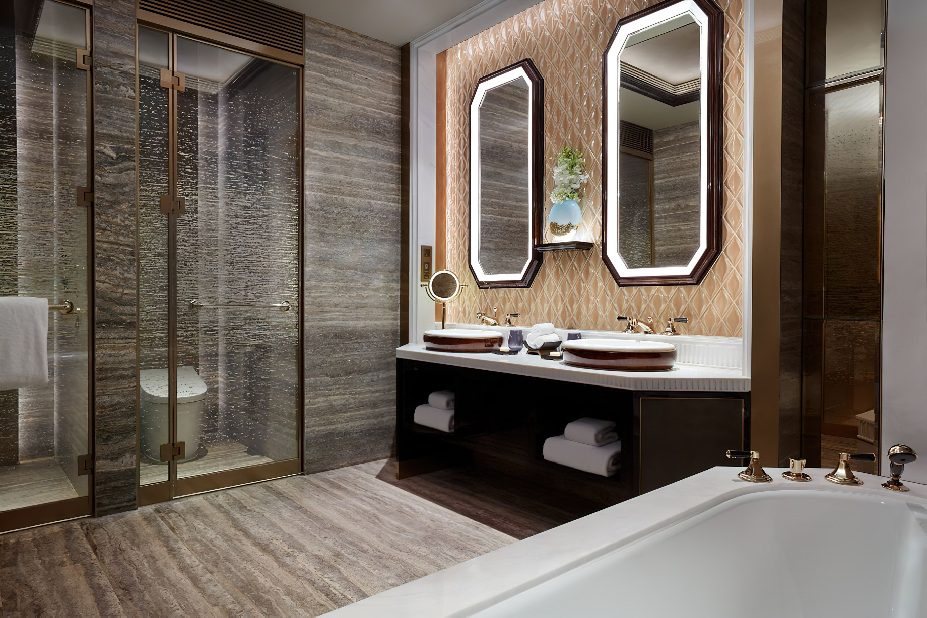 The Ritz-Carlton, Nanjing Hotel – Nanjing, China – Premier Room Bathroom