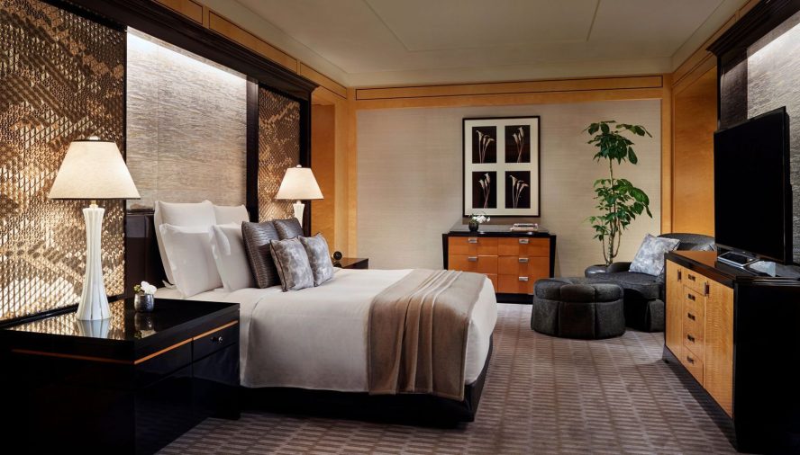 The Ritz-Carlton, Tokyo Hotel - Tokyo, Japan - Presidential Suite Bedroom