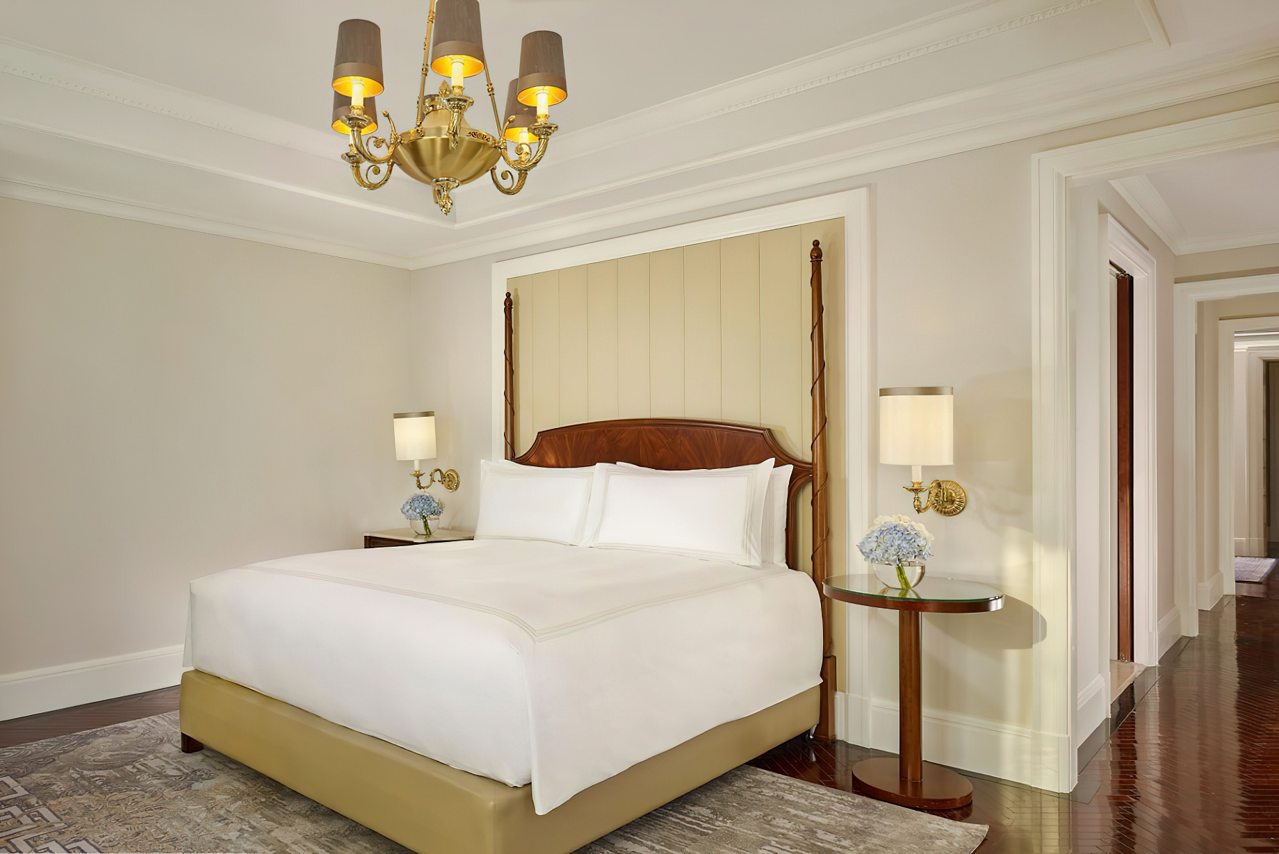 The Ritz-Carlton, Guangzhou Hotel – Guangzhou, China – Carlton City View Suite Bedroom