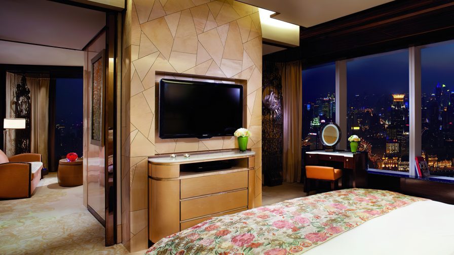 The Ritz-Carlton Shanghai, Pudong Hotel - Shanghai, China - Shanghai Bund Suite