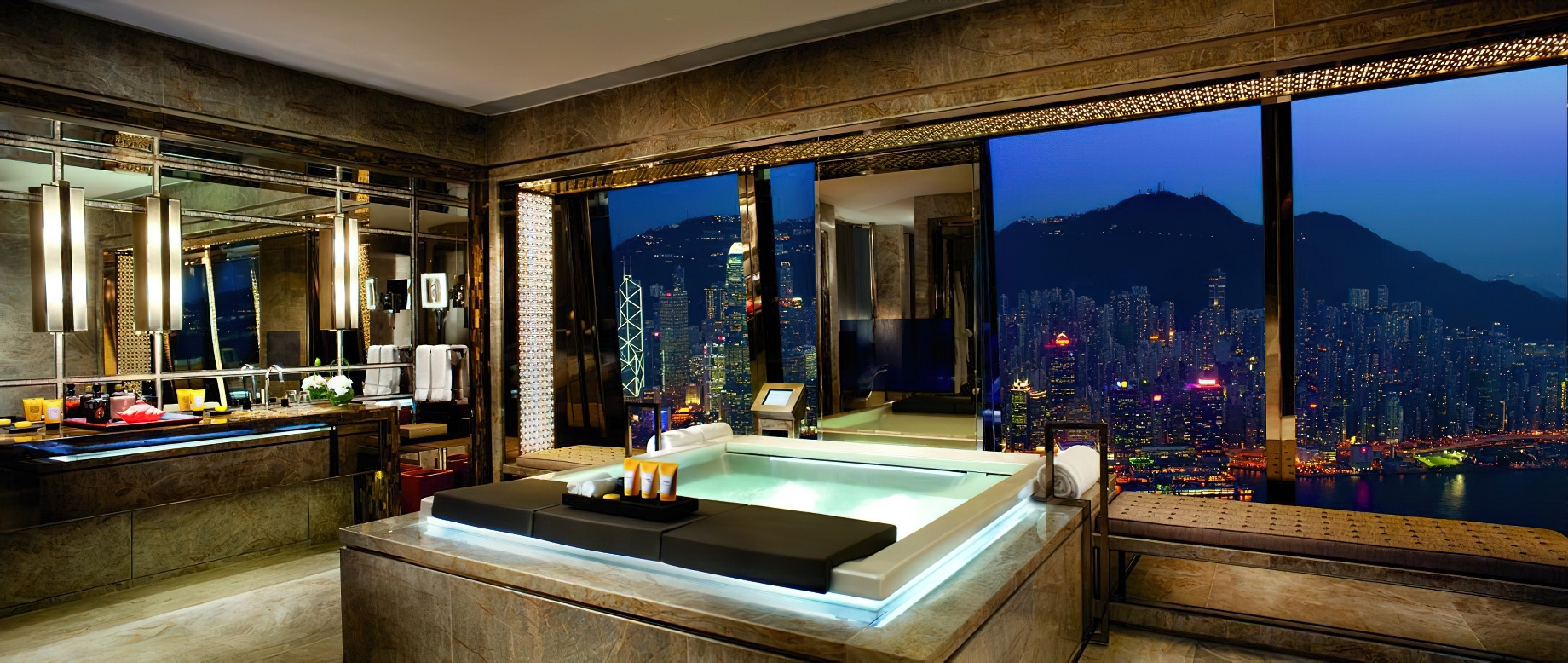 The Ritz-Carlton, Hong Kong Hotel - West Kowloon, Hong Kong - The Ritz-Carlton Suite Victoria Harbour Bathroom