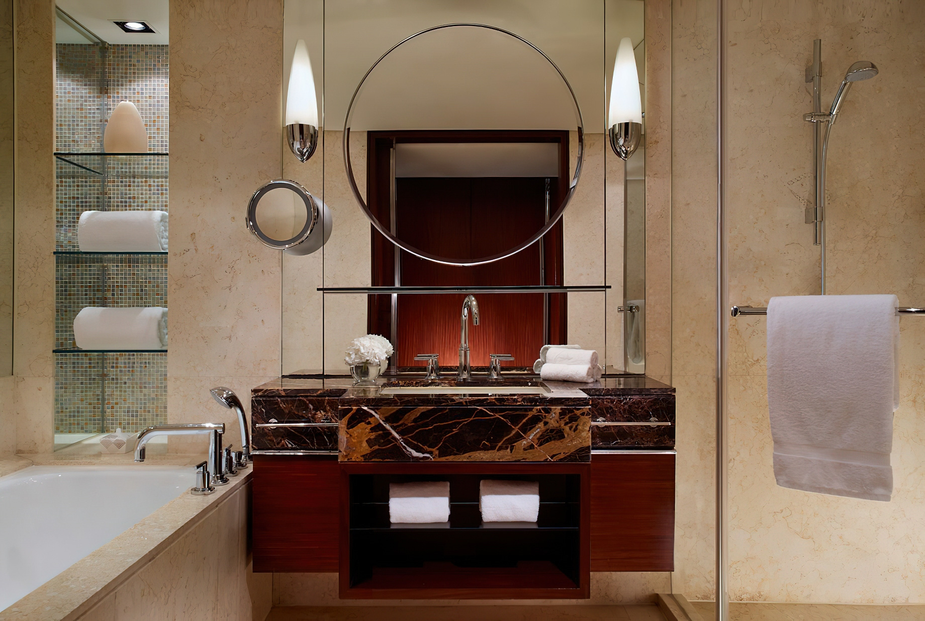 The Portman Ritz-Carlton, Shanghai Hotel – Shanghai, China – Club Business Studio Room Bathroom
