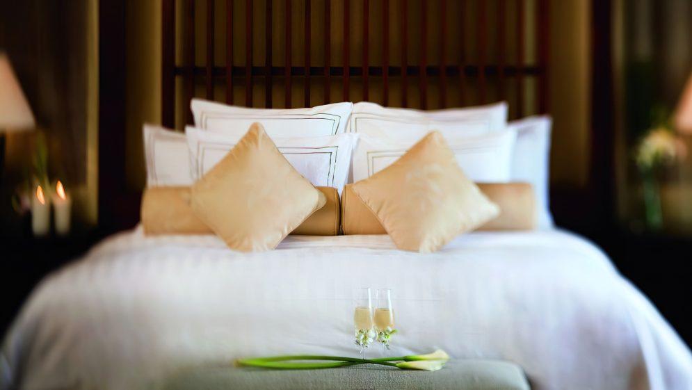 The Ritz-Carlton Sanya, Yalong Bay Hotel - Hainan, China - Villa Bed