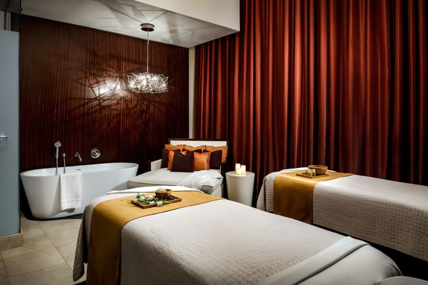 The Ritz-Carlton, Toronto Hotel - Toronto, Ontario, Canada - Spa Treatment Room