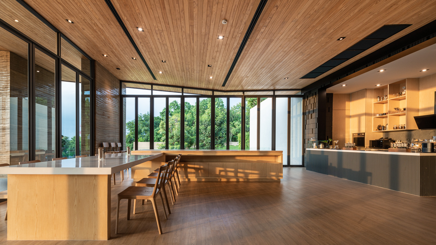 Tara Villa Riverkwai Resort - Kanchanaburi, Thailand - Din Cafe