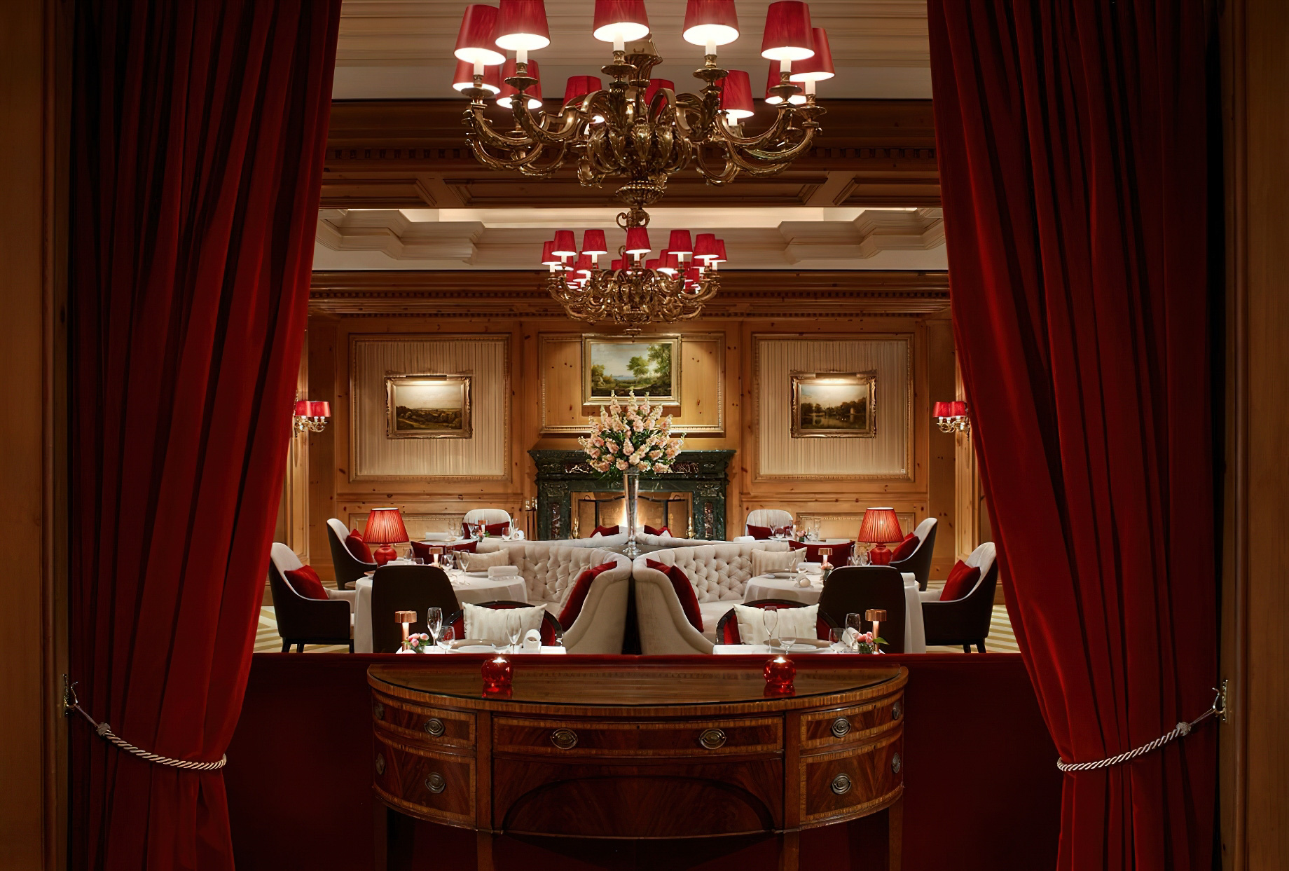 The Ritz-Carlton, Osaka Hotel – Osaka, Japan – La Baie Restaurant Interior