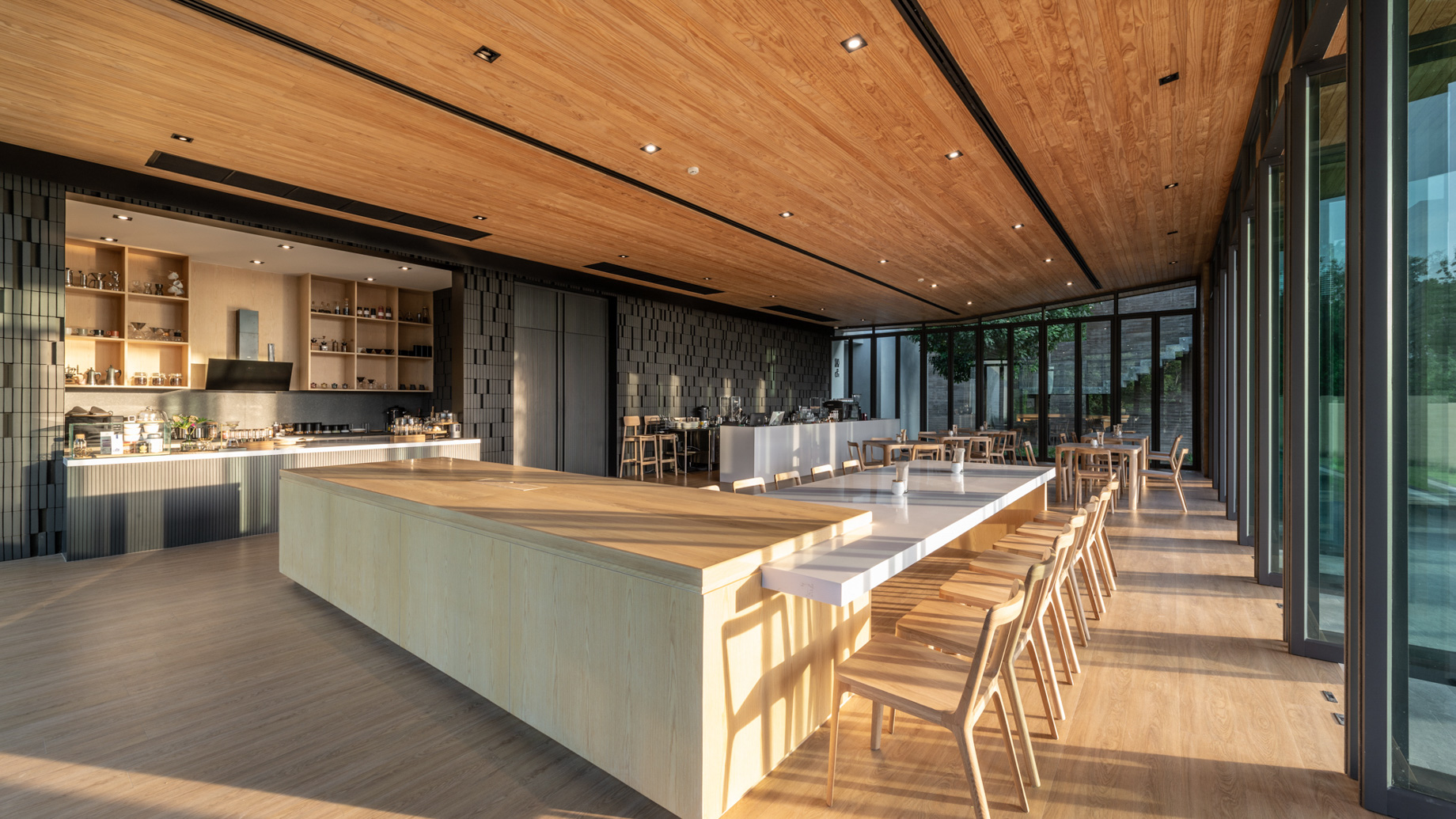 Tara Villa Riverkwai Resort - Kanchanaburi, Thailand - Din Cafe