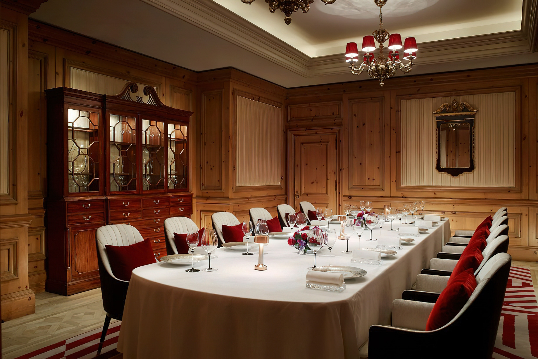 The Ritz-Carlton, Osaka Hotel - Osaka, Japan - La Baie Restaurant Dining Table