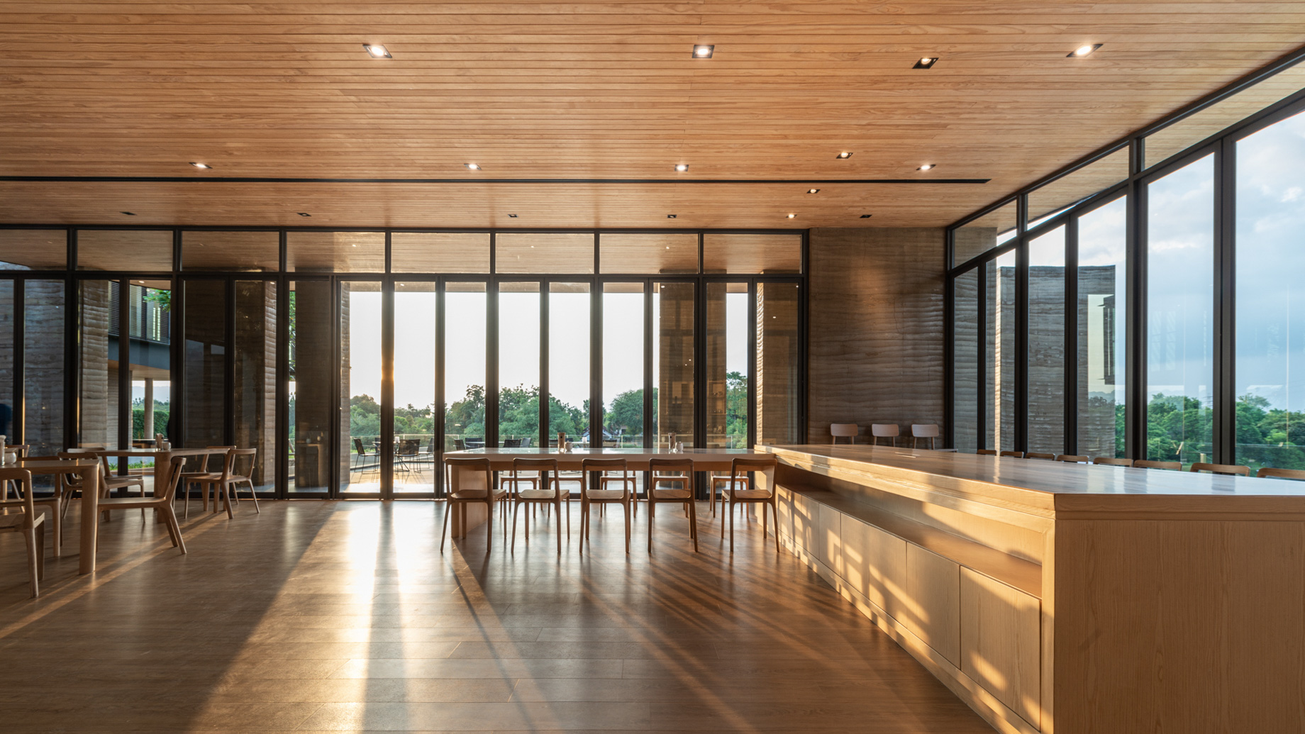 Tara Villa Riverkwai Resort – Kanchanaburi, Thailand – Din Cafe