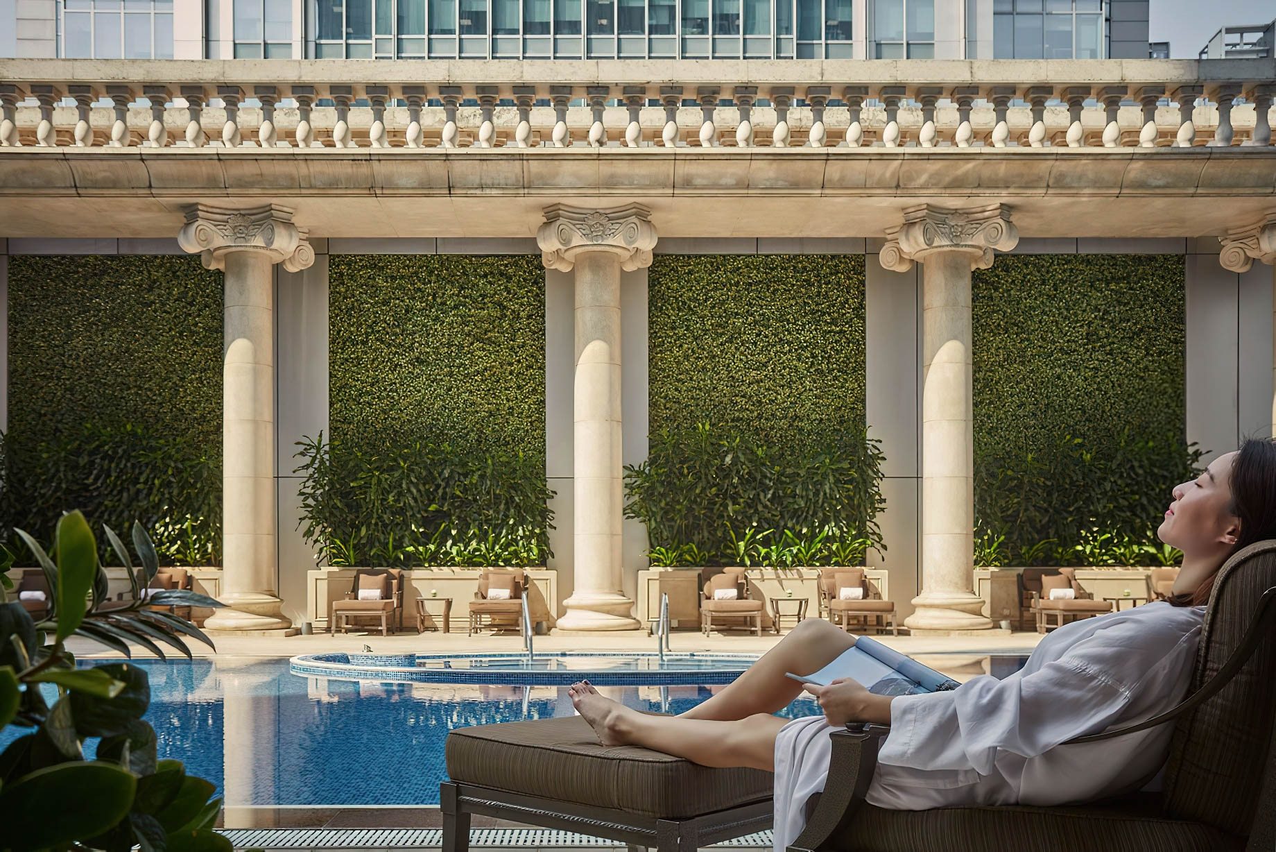 The Ritz-Carlton, Guangzhou Hotel - Guangzhou, China - Roman Outdoor Pool