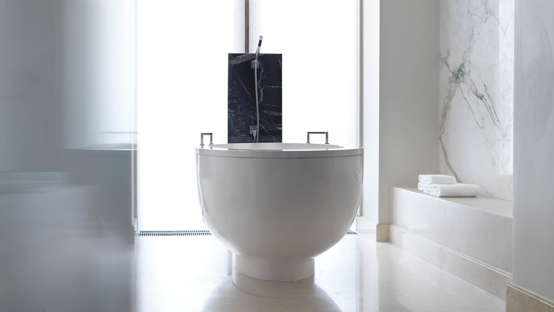 Four Seasons Hotel Moscow – Moscow, Russia – Premier Suite Bathroom