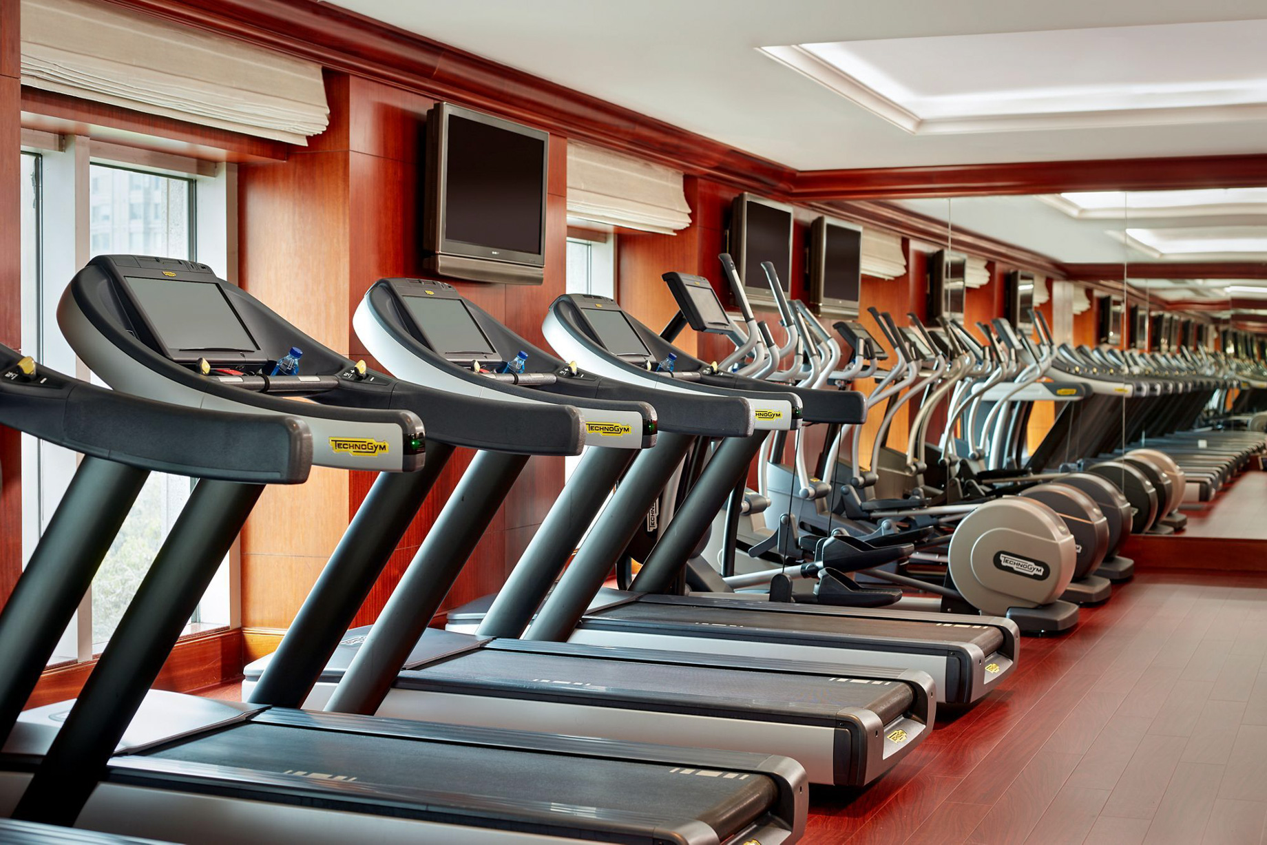 The Ritz-Carlton, Guangzhou Hotel - Guangzhou, China - Fitness Center