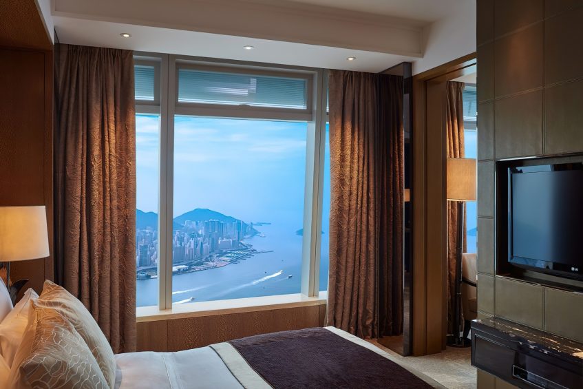 The Ritz-Carlton, Hong Kong Hotel - West Kowloon, Hong Kong - Deluxe Victoria Harbour Suite Bedroom