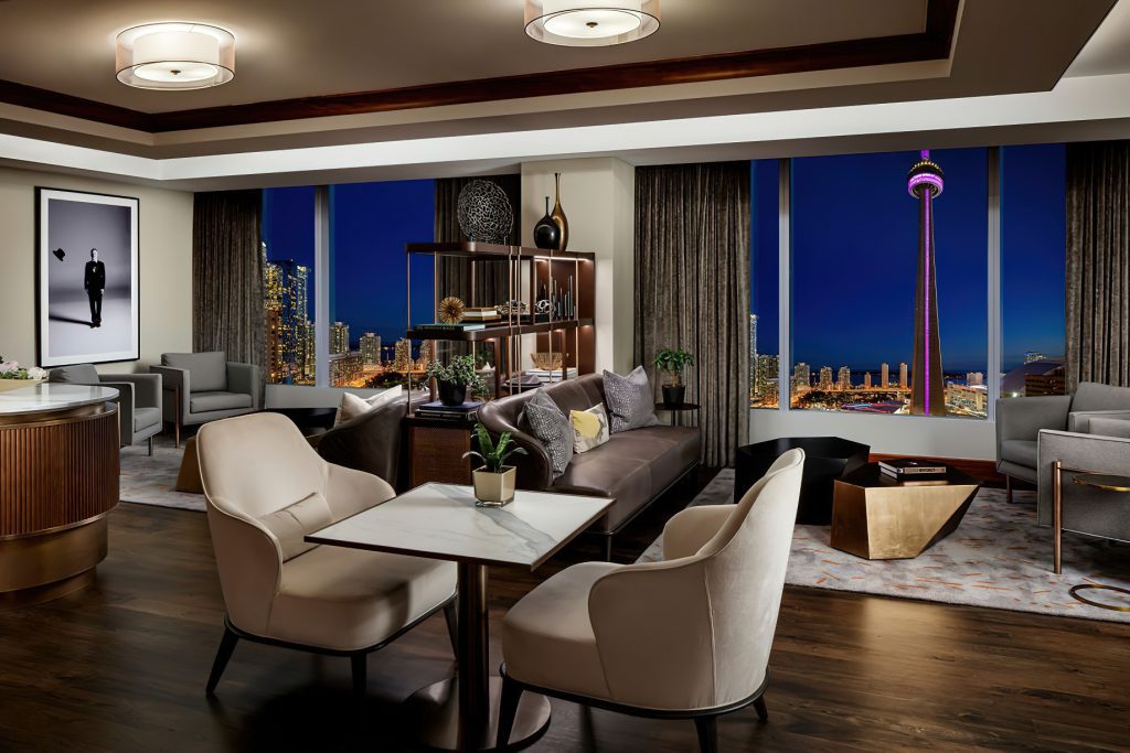The Ritz-Carlton, Toronto Hotel - Toronto, Ontario, Canada - Club Lounge