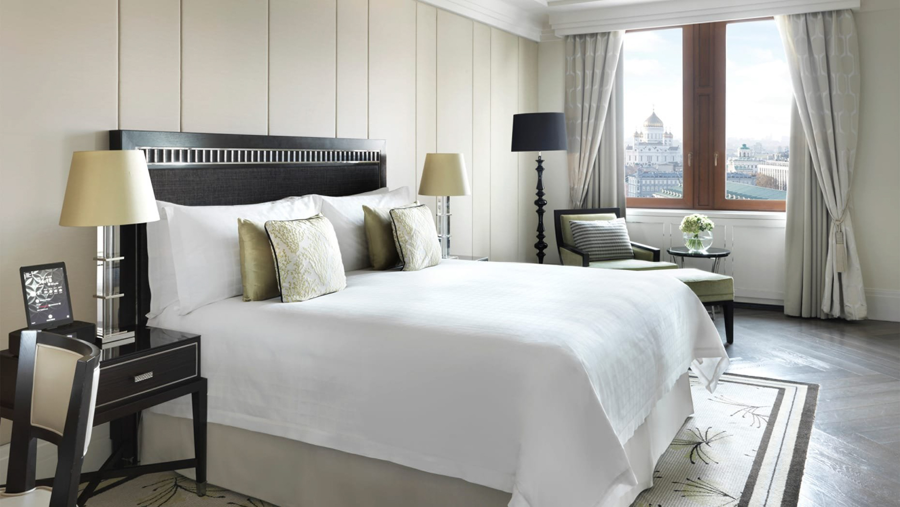 Four Seasons Hotel Moscow - Moscow, Russia - Deluxe Suite