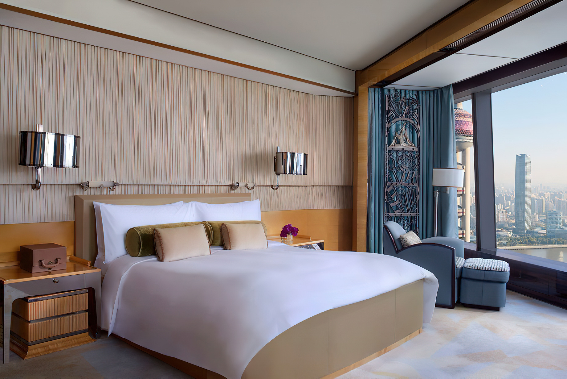 The Ritz-Carlton Shanghai, Pudong Hotel – Shanghai, China – Studio Room