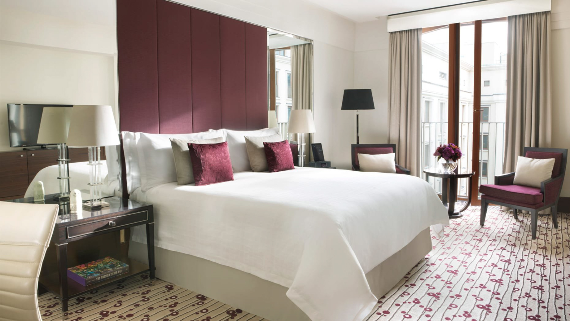 Four Seasons Hotel Moscow - Moscow, Russia - Deluxe Room