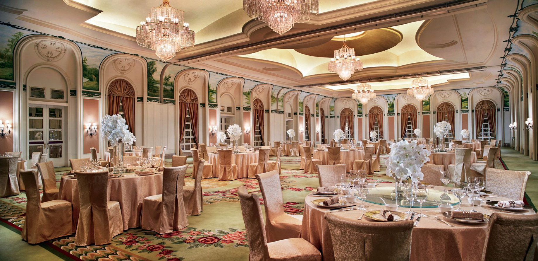 The Ritz-Carlton, Guangzhou Hotel – Guangzhou, China – Ballroom