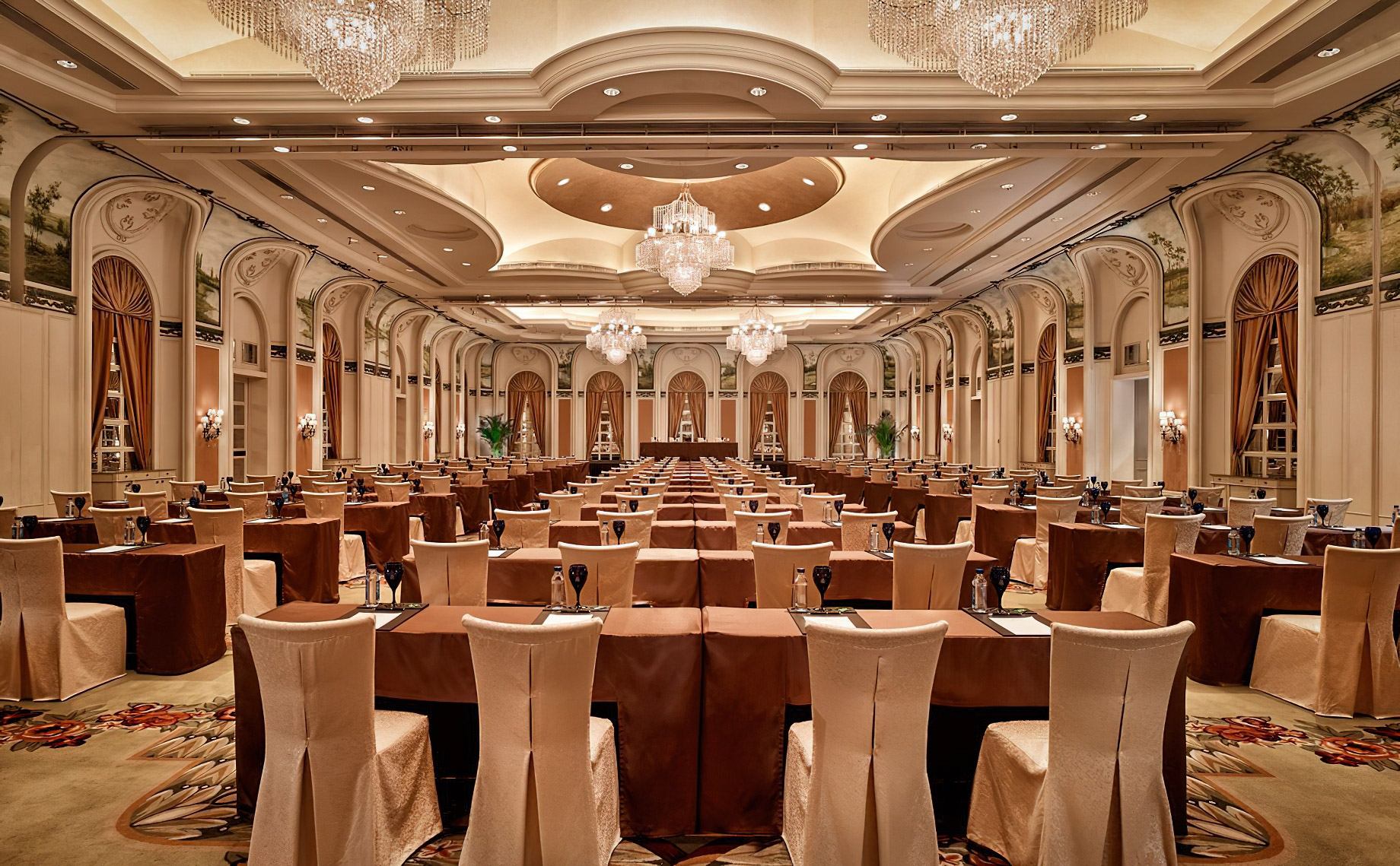 The Ritz-Carlton, Guangzhou Hotel - Guangzhou, China - Ballroom