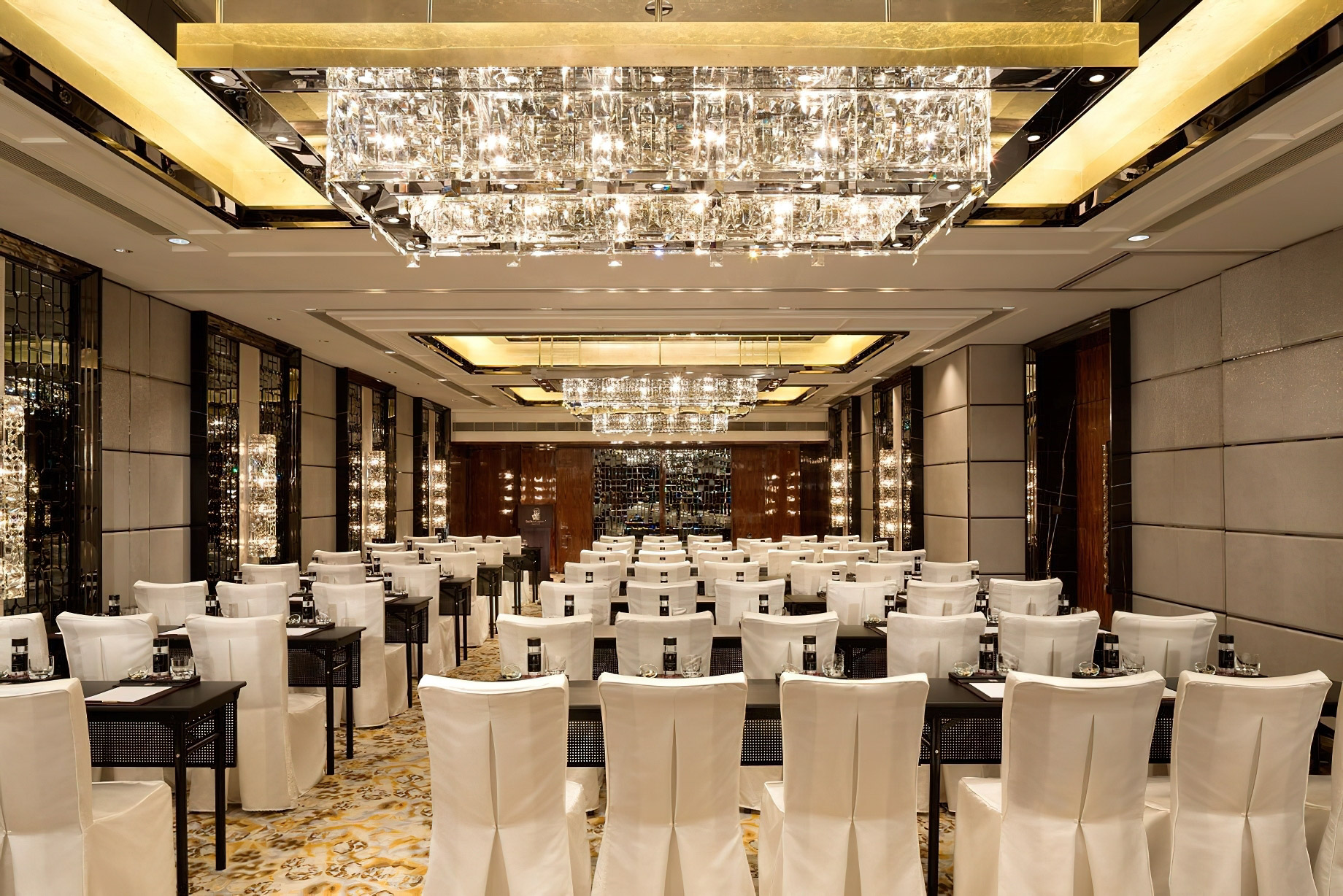 The Ritz-Carlton, Hong Kong Hotel – West Kowloon, Hong Kong – Meeting Room