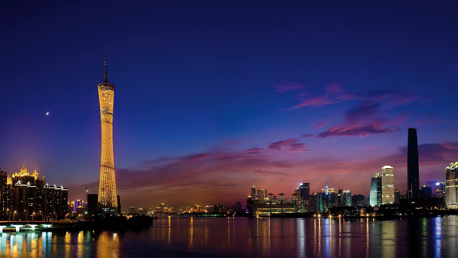 The Ritz-Carlton, Guangzhou Hotel – Guangzhou, China – Canton Tower City View Night