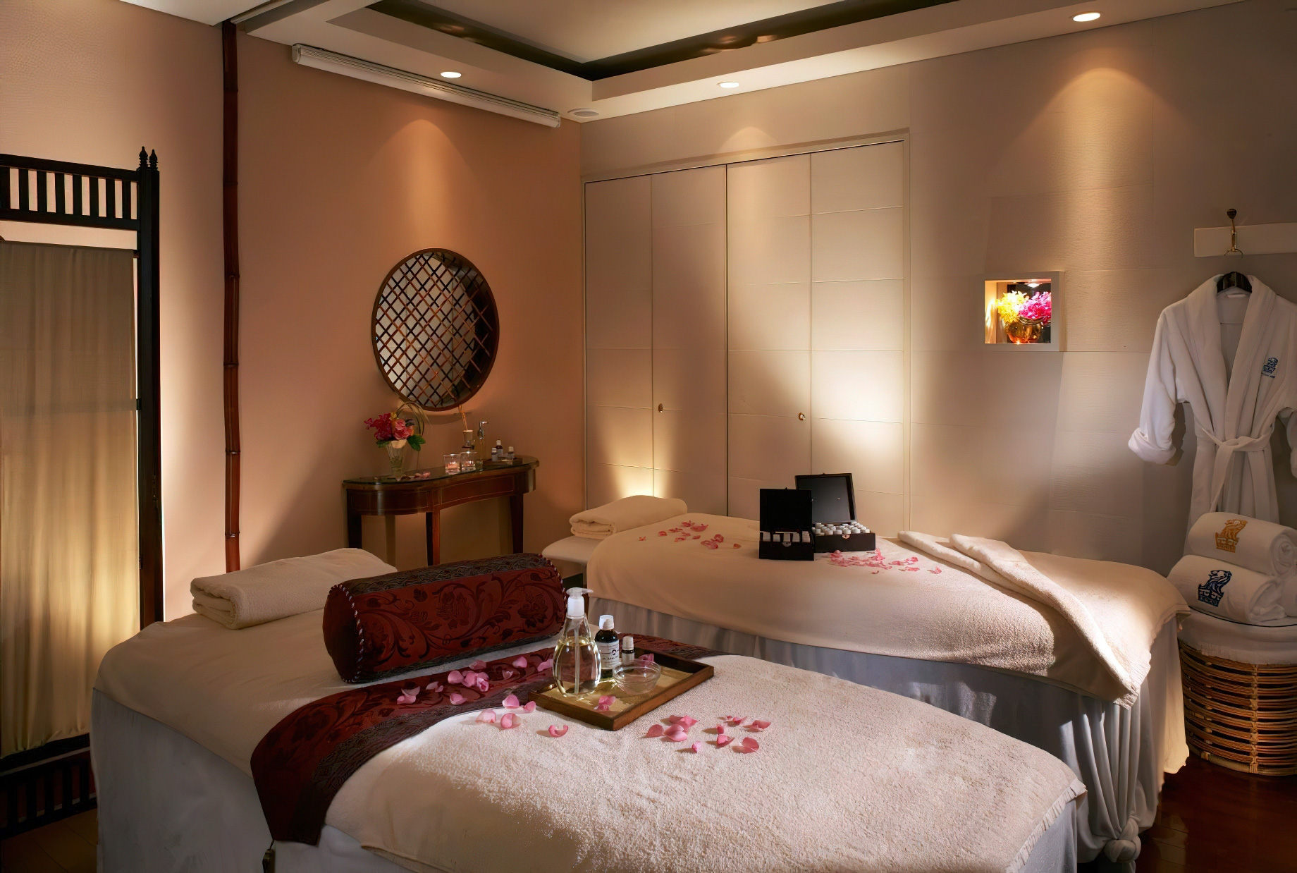 The Ritz-Carlton, Osaka Hotel – Osaka, Japan – Spa Treatment Room