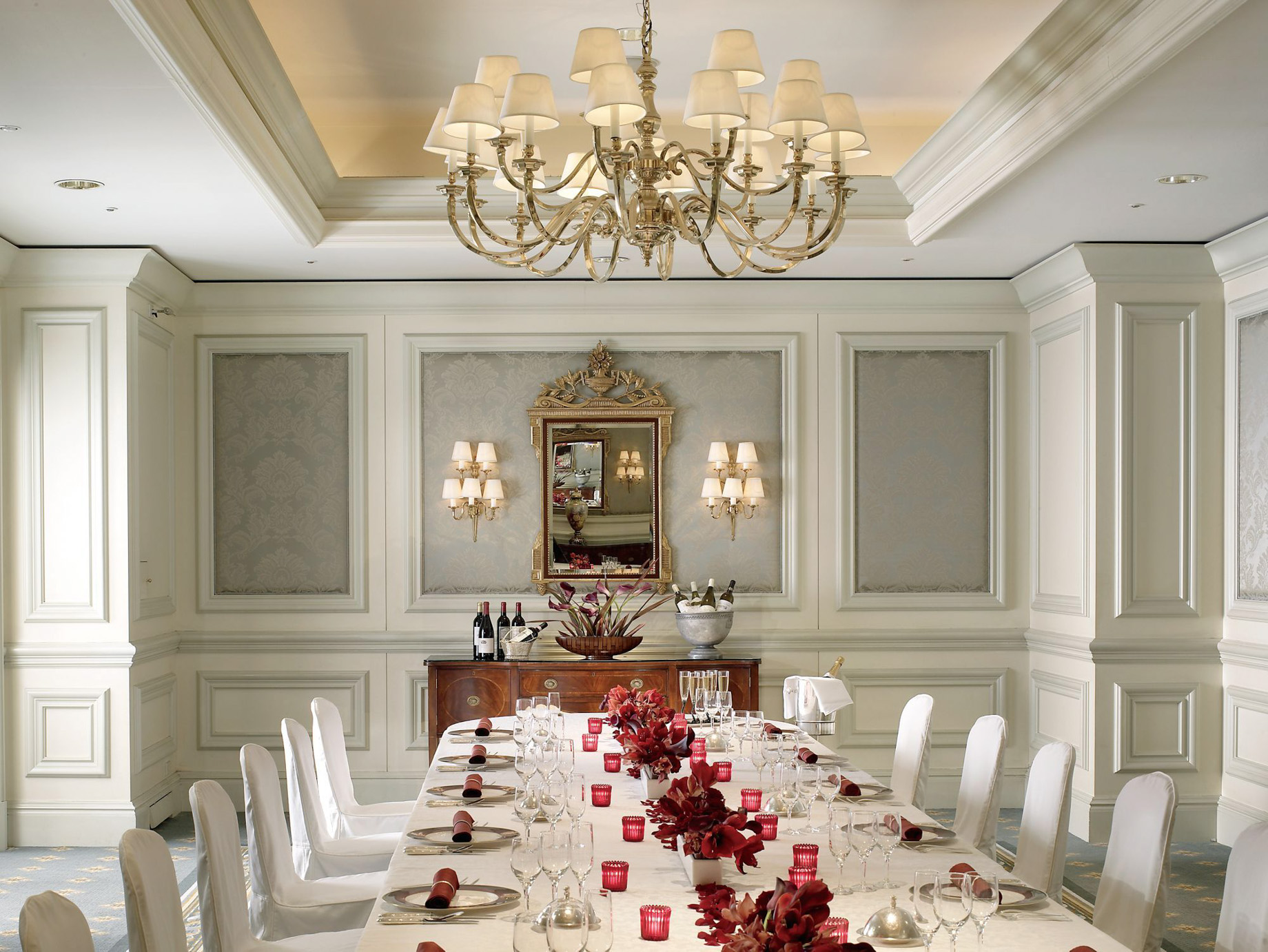 The Ritz-Carlton, Osaka Hotel - Osaka, Japan - Meeting Room