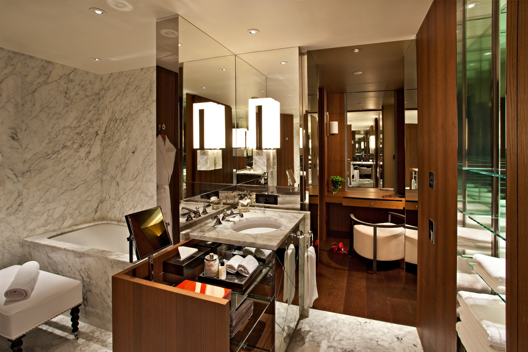 Ararat Park Hyatt Moscow Hotel – Moscow, Russia – Guest Suite Bathroom