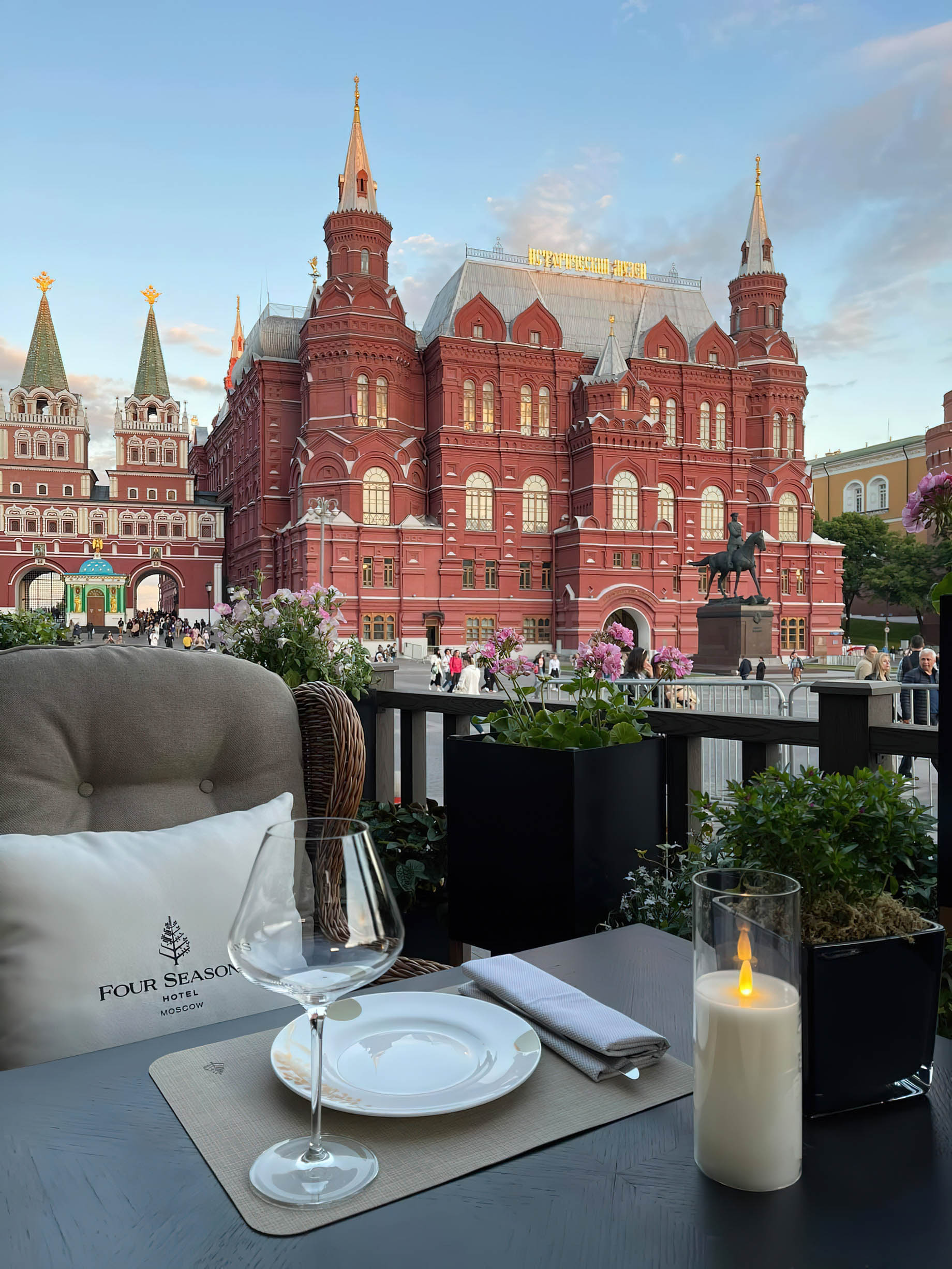 Four Seasons Hotel Moscow – Moscow, Russia – Moskovsky Bar Summer Terrace