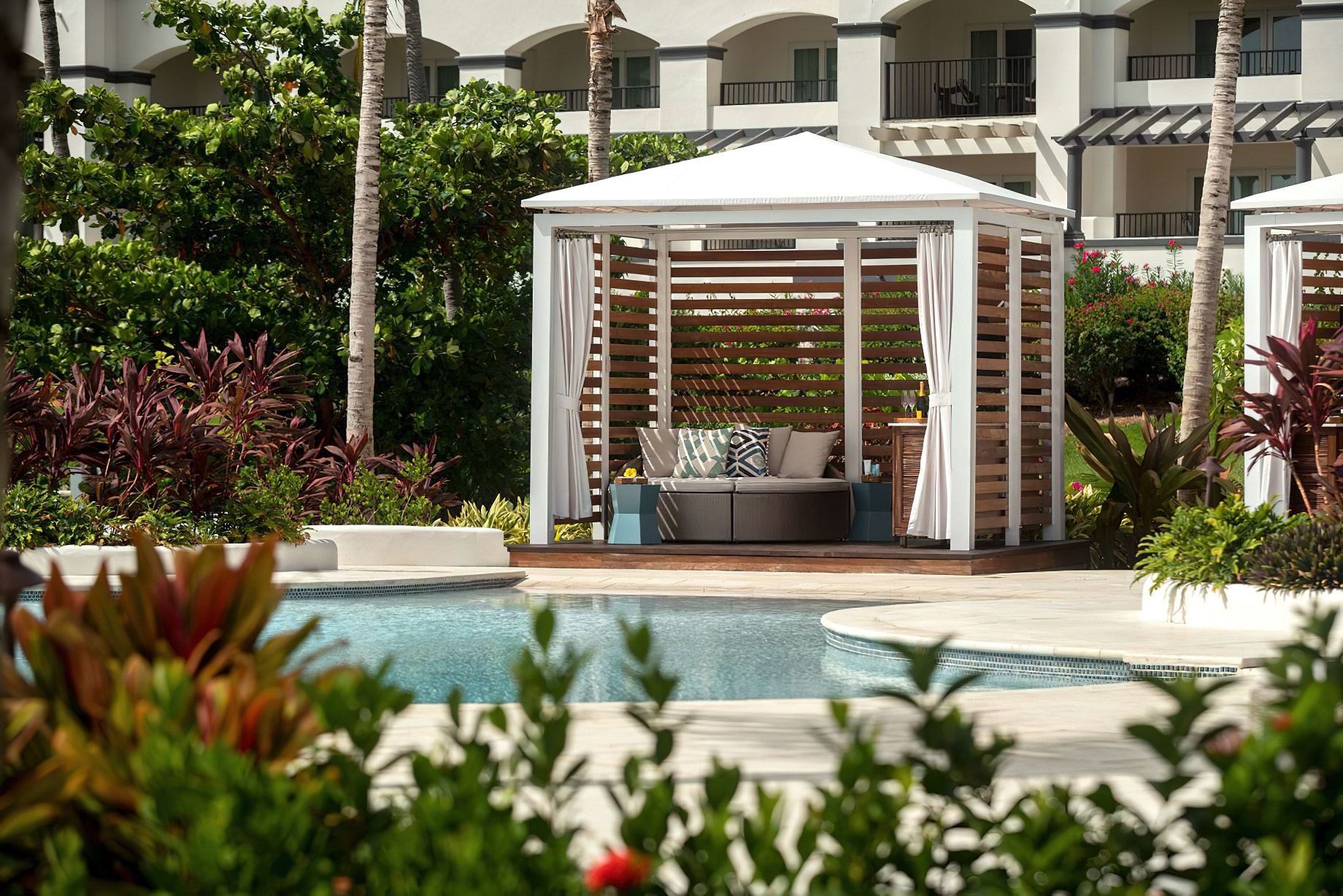 007 – The Ritz-Carlton, St. Thomas Resort – St. Thomas, U.S. Virgin Islands – Pool Cabana