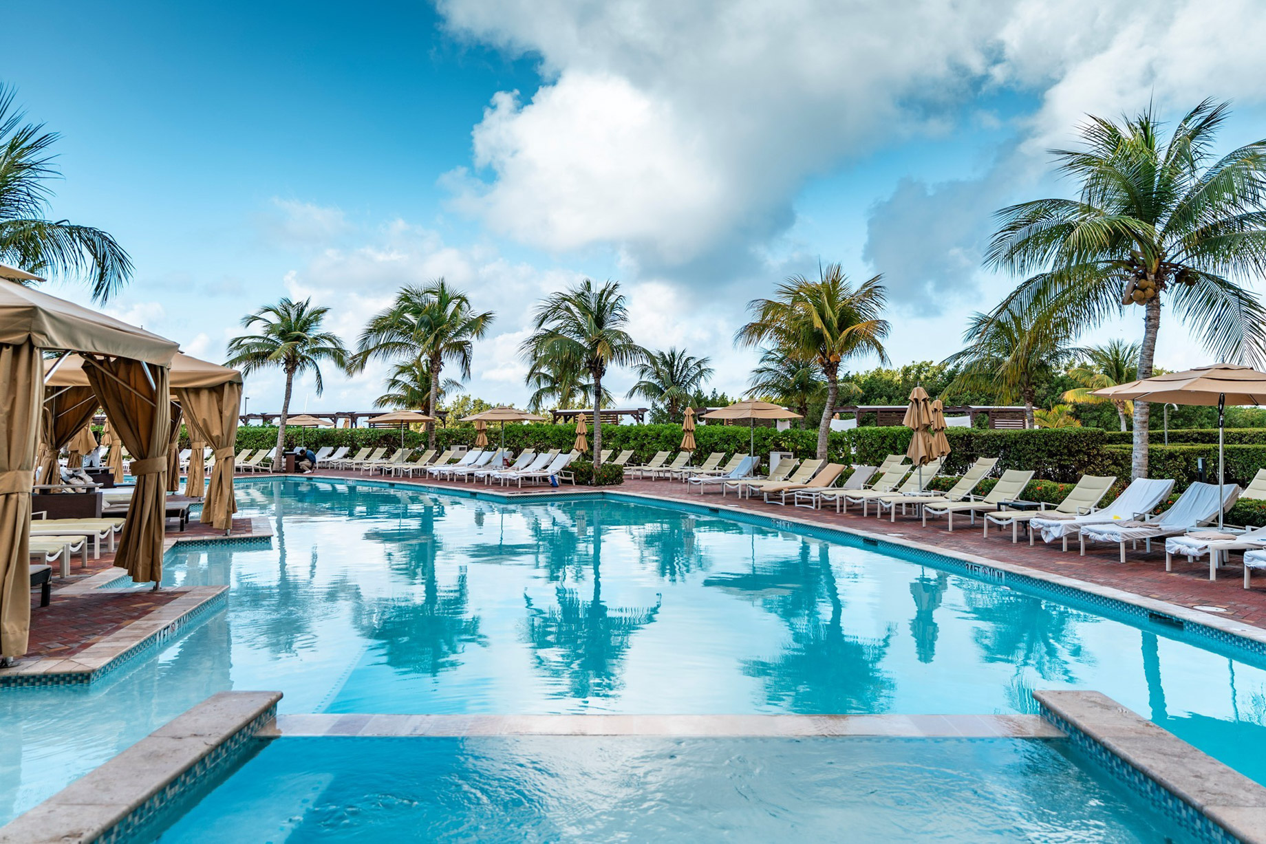 The Ritz-Carlton, Aruba Resort – Palm Beach, Aruba – Outdoor Pool