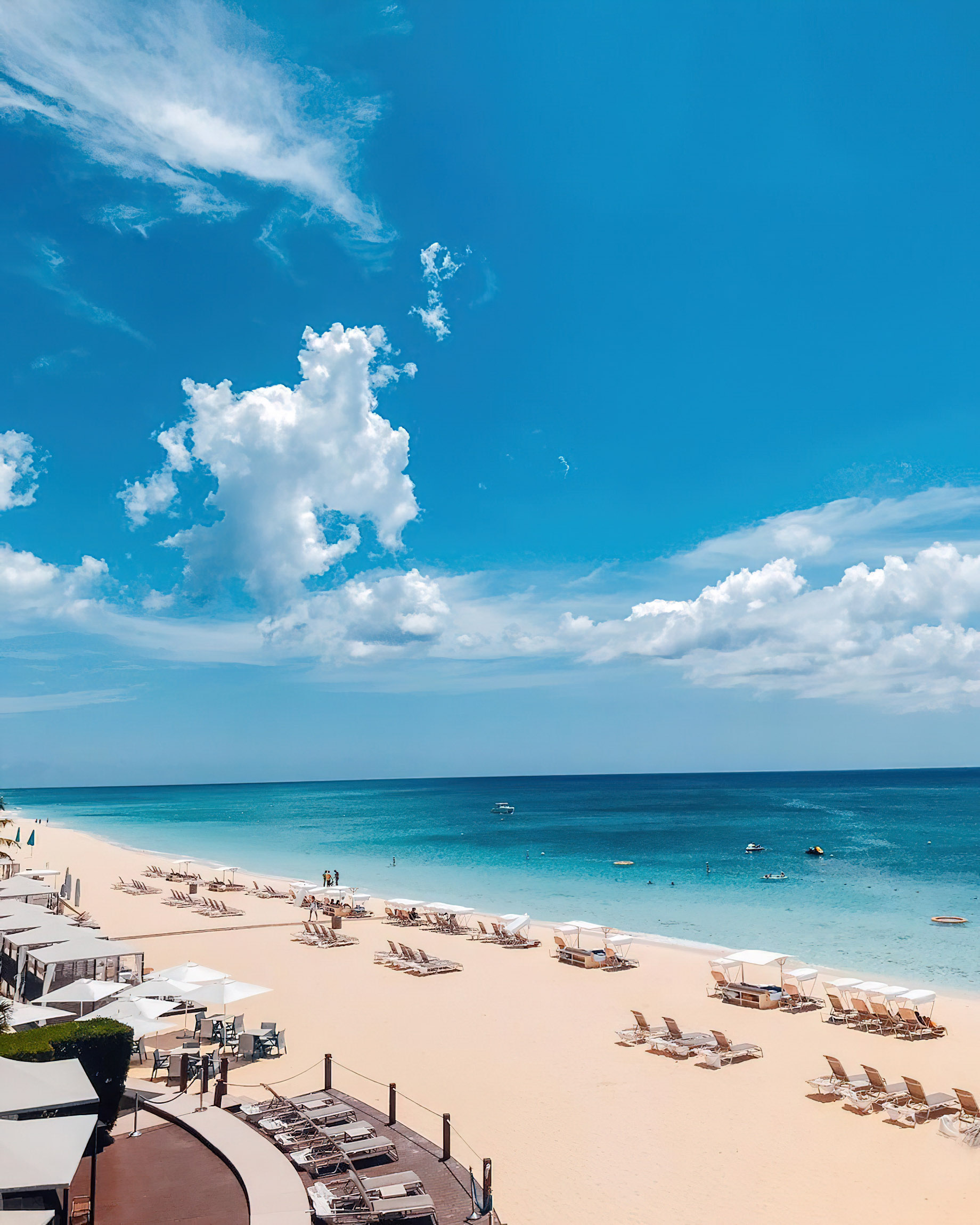 The Ritz-Carlton, Grand Cayman Resort – Seven Mile Beach, Cayman Islands – Beach Aerial View
