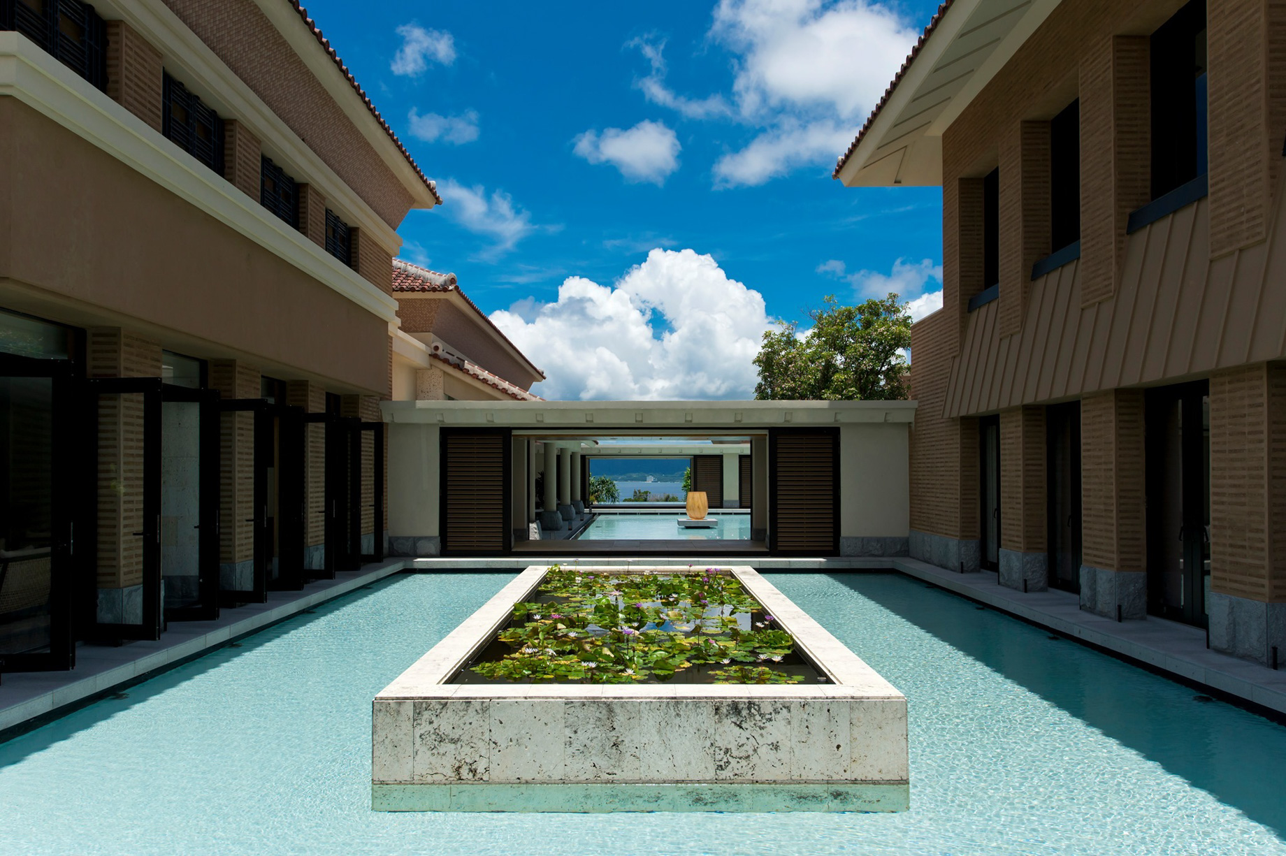The Ritz-Carlton, Okinawa Hotel - Okinawa, Japan - Exterior Courtyard