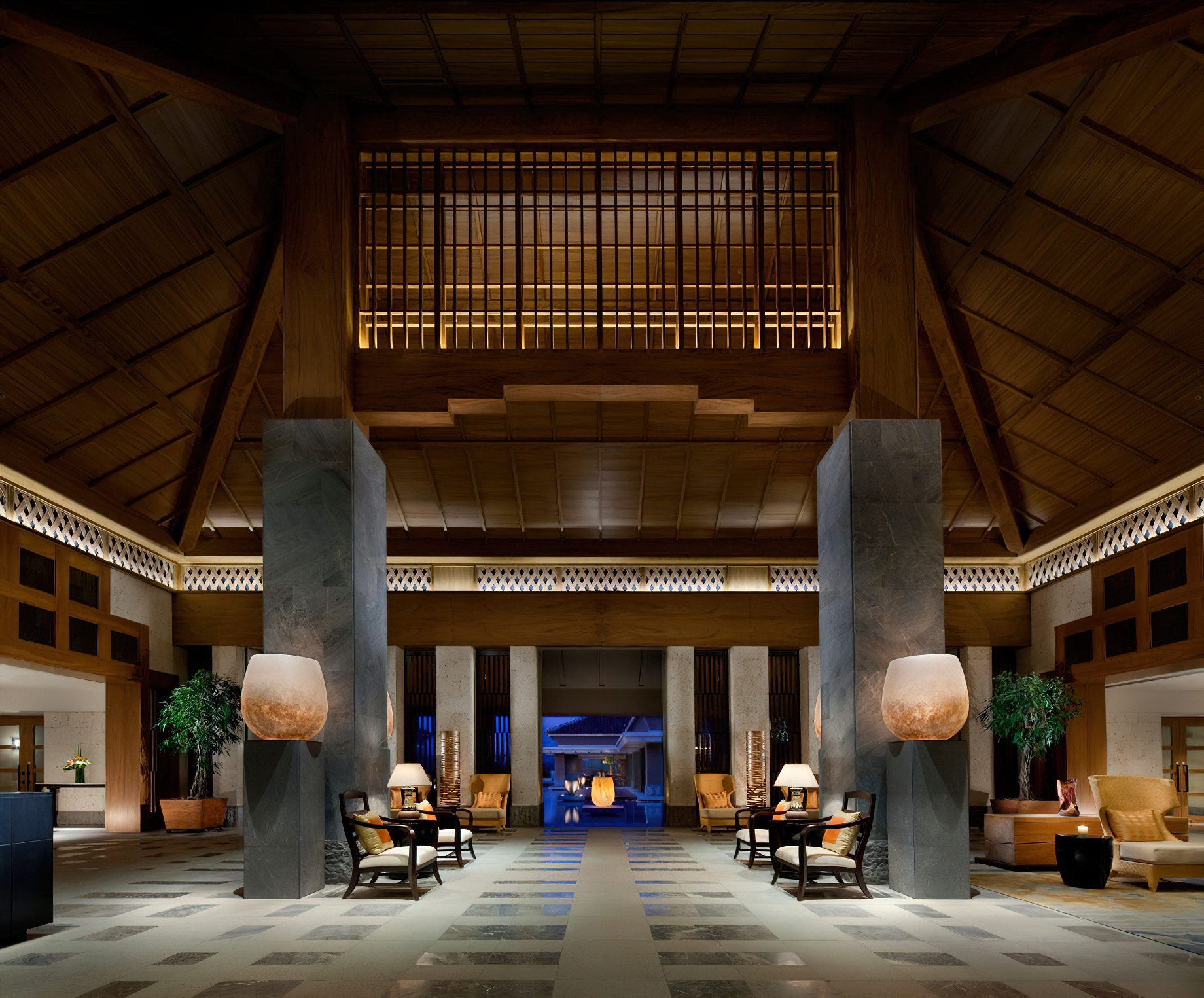 The Ritz-Carlton, Okinawa Hotel – Okinawa, Japan – Lobby