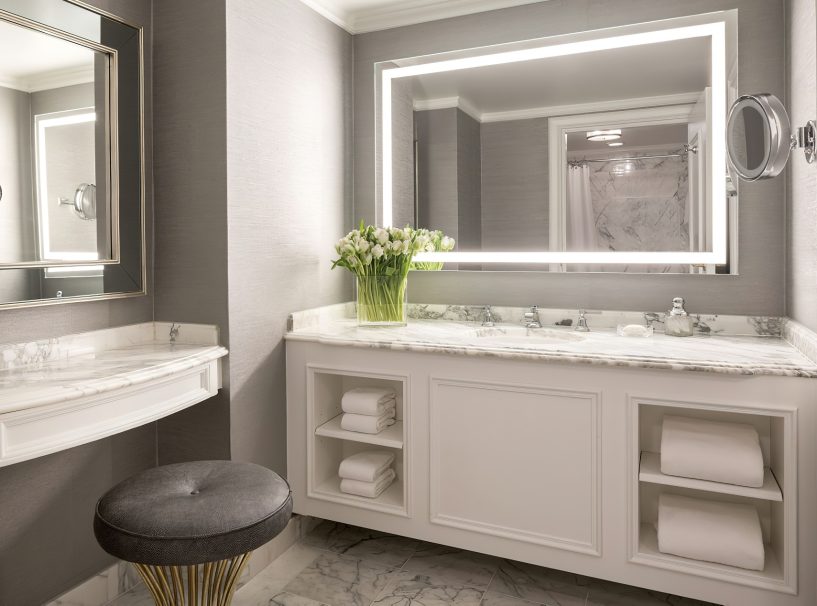 The Ritz-Carlton, Marina del Rey Hotel - Marina del Rey, CA, USA - Junior Suite Bathroom