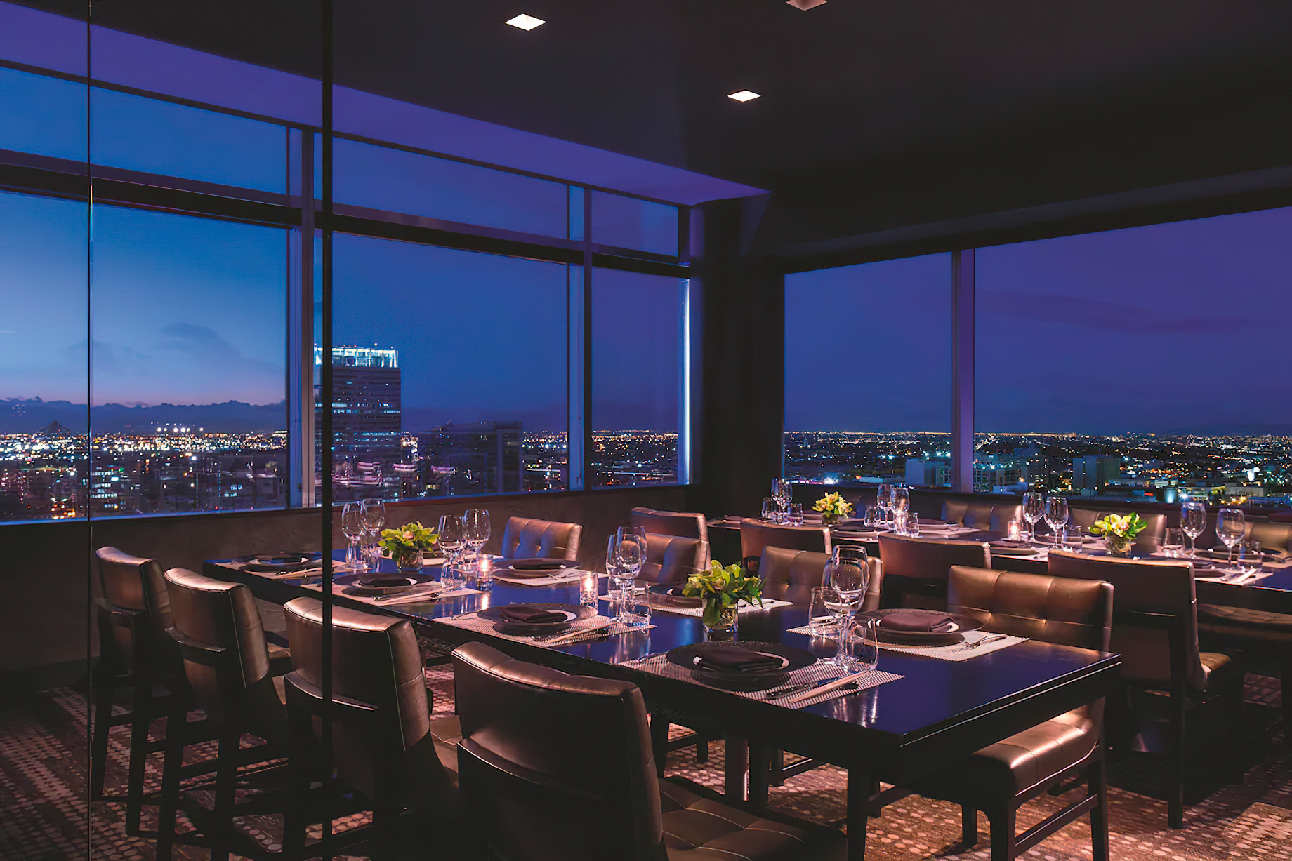 The Ritz-Carlton, Los Angeles L.A. Live Hotel - Los Angeles, CA, USA - Restaurant