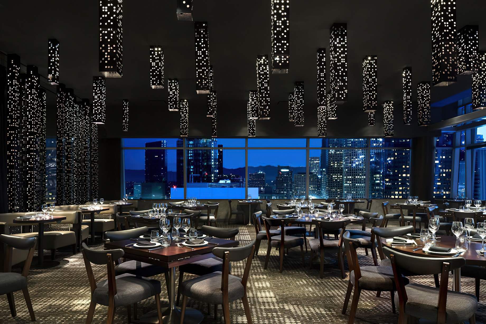 The Ritz-Carlton, Los Angeles L.A. Live Hotel - Los Angeles, CA, USA - Le Petit Chef Restaurant