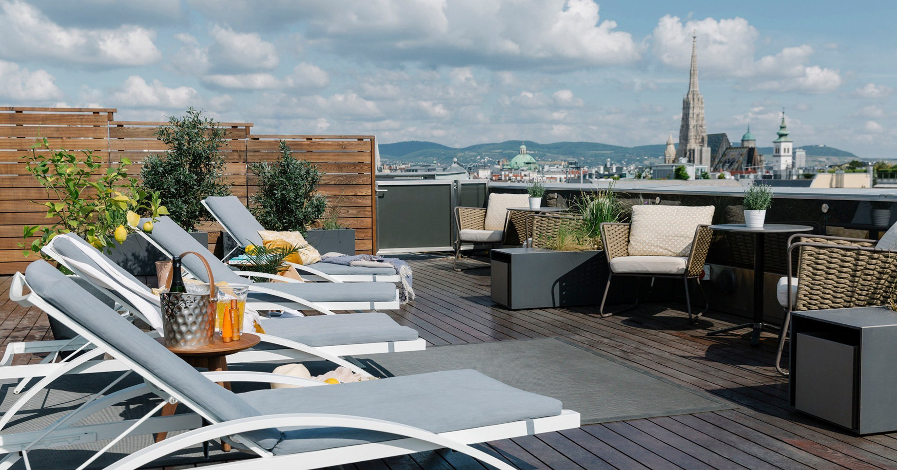 The Ritz-Carlton, Vienna Hotel – Vienna, Austria – Rooftop Lounge