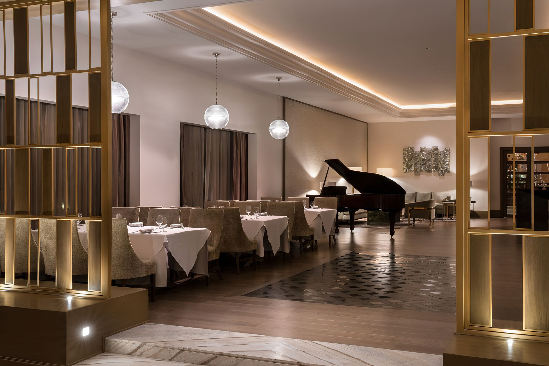 The Ritz-Carlton, Cancun Resort – Cancun, Mexico – The Club Grill