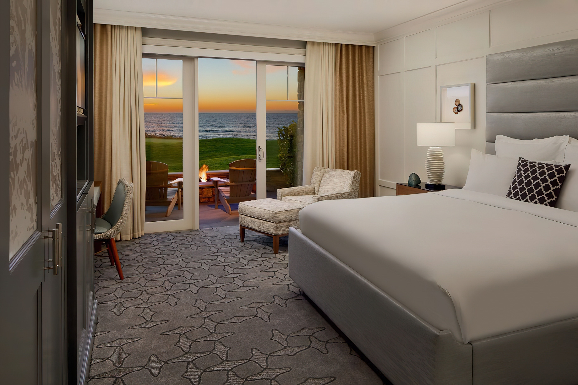The Ritz-Carlton, Half Moon Bay Resort – Half Moon Bay, CA, USA – Guest House Ocean View Fire Pit